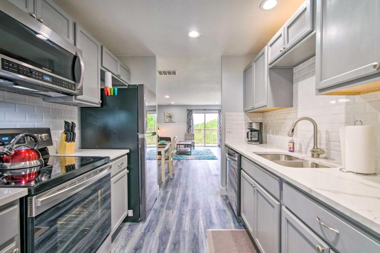 Cozy Branson Condo With Balcony And Mountain Views Exterior foto